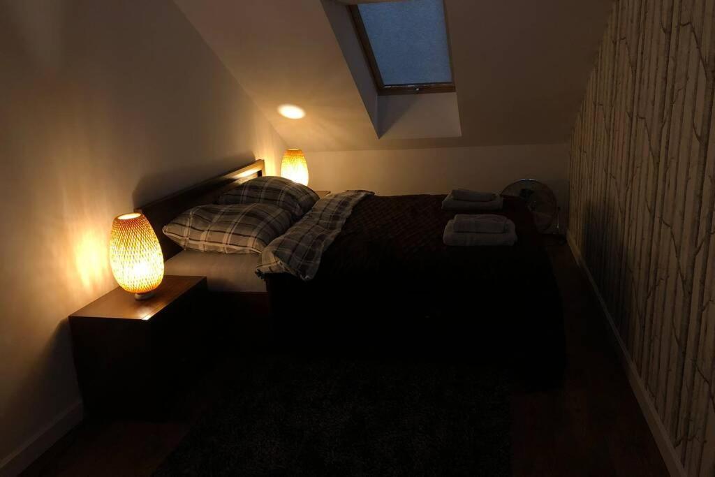 アウグストゥフDwupoziomowy Apartament Nad Jeziorem W Lesieアパートメント エクステリア 写真