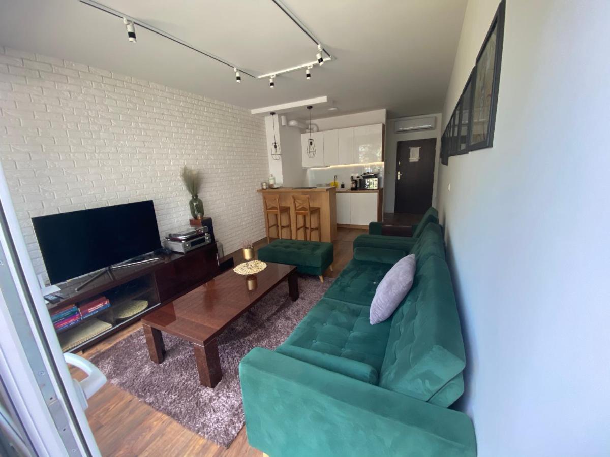アウグストゥフDwupoziomowy Apartament Nad Jeziorem W Lesieアパートメント エクステリア 写真